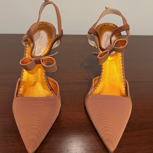 SJP by Sarah Jessica Parker Women's Pola Pointed Toe Bow Strap Pump - Picture 2 of 2